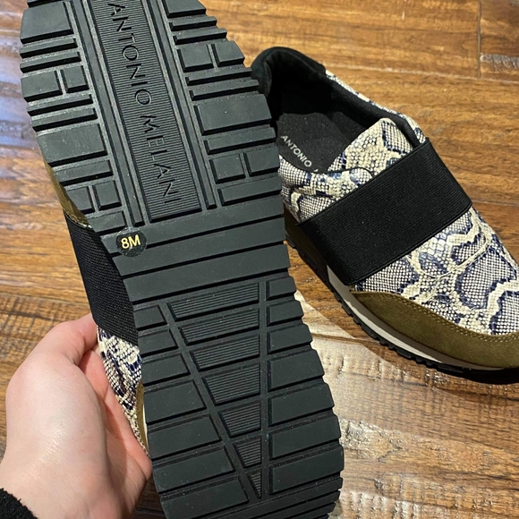 Antonio Melani size 8 women's sneakers - Picture 4 of 4